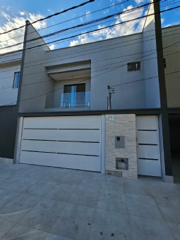 Foto de destaque Casa Geminada